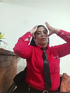 PAULA20- online show from October 9, 2025, 1:53 pm