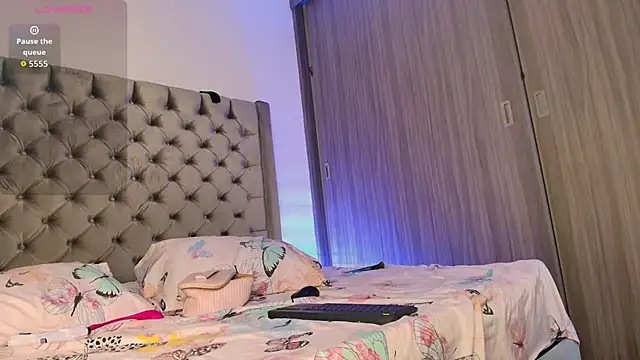 Snapshot of dreamsussi chatting on September 24, 2025, 10:02 pm dreamsussi online show from September 24, 2025, 10:02 pm