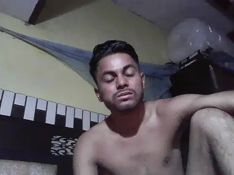 Snapshot of ursdreamperson chatting on October 19, 2025, 8:04 am ursdreamperson online show from October 19, 2025, 8:04 am