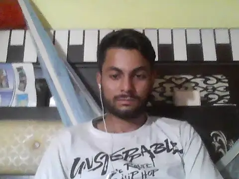 Snapshot of ursdreamperson chatting on November 2, 2025, 7:11 am ursdreamperson online show from November 2, 2025, 7:11 am