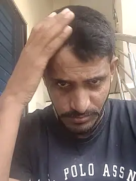 krishjaat43 online show from February 17, 2026, 6:43 am