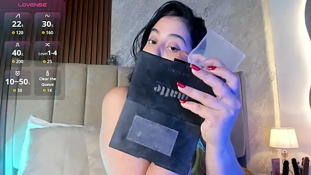  Cris Spicy  online show from January 12, 2026, 7:41 pm