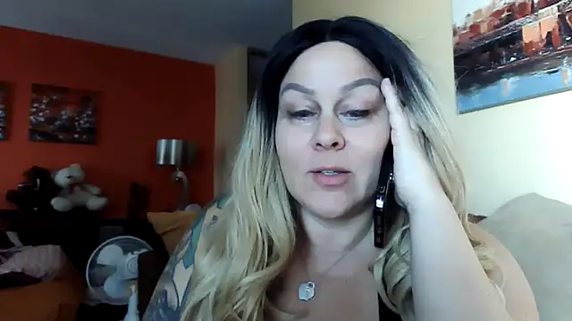 Snapshot of number1slut chatting on January 14, 2025, 8:37 pm number1slut online show from January 14, 2025, 8:37 pm