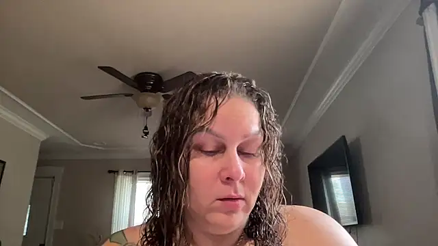 number1slut online show from September 22, 2025, 4:20 pm