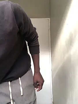 Snapshot of cuminsidebby chatting on October 31, 2025, 5:08 am cuminsidebby online show from October 31, 2025, 5:08 am