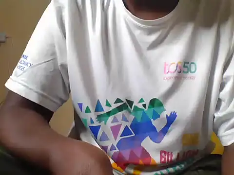 Nodia32 online show from April 25, 2026, 8:28 pm