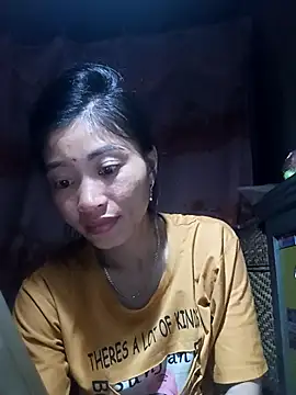 Phuongphuongg online show from October 8, 2025, 3:09 pm