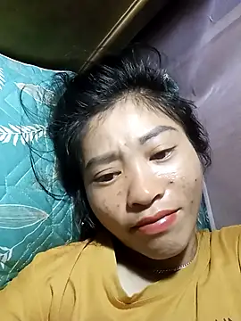 Phuongphuongg online show from October 28, 2025, 9:06 pm