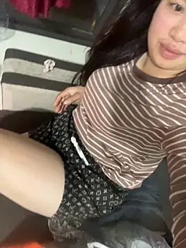 Nhung584 online show from October 30, 2025, 2:29 pm