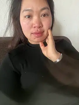 Snapshot of Nhung584 chatting on February 20, 2026, 2:08 am Nhung584 online show from February 20, 2026, 2:08 am