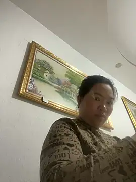 Nhung584 online show from May 9, 2026, 12:43 pm