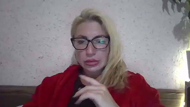 fox red lady7 online show from October 5, 2025, 7:12 pm