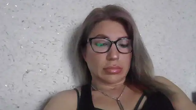 Snapshot of fox_red_lady7 chatting on March 26, 2026, 8:31 am fox red lady7 online show from March 26, 2026, 8:31 am