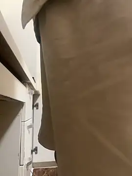 Snapshot of sonwmelt1 chatting on September 22, 2025, 6:04 am sonwmelt1 online show from September 22, 2025, 6:04 am