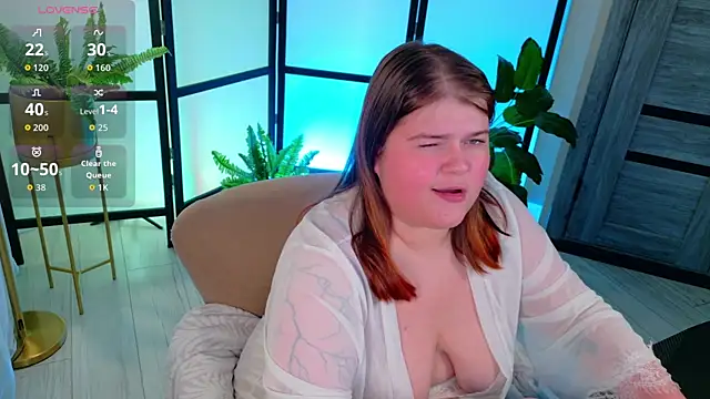 Snapshot of Mia_Ray chatting on September 30, 2025, 5:40 pm Mia Ray online show from September 30, 2025, 5:40 pm