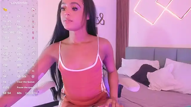 Anyeliin miller online show from March 30, 2026, 8:43 pm