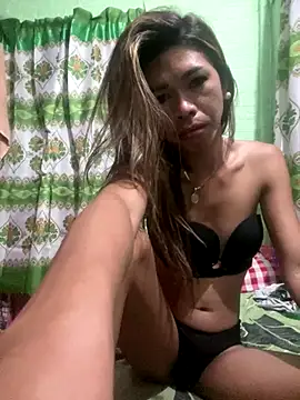 Snapshot of alonashy chatting on October 10, 2025, 6:18 pm alonashy online show from October 10, 2025, 6:18 pm