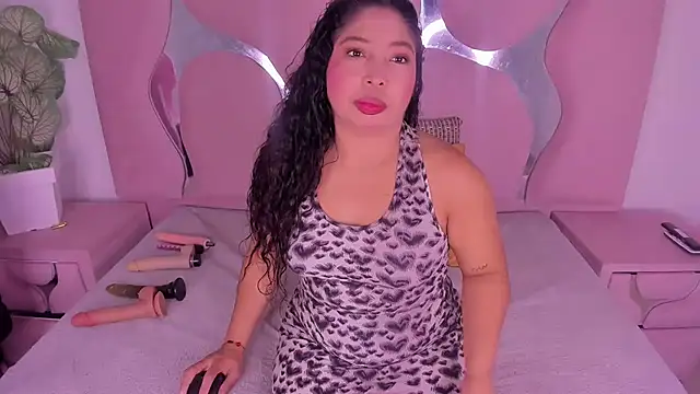 Snapshot of eithanasm chatting on November 7, 2025, 5:07 am eithanasm online show from November 7, 2025, 5:07 am