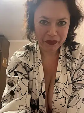 Kiravix online show from February 5, 2026, 8:57 pm