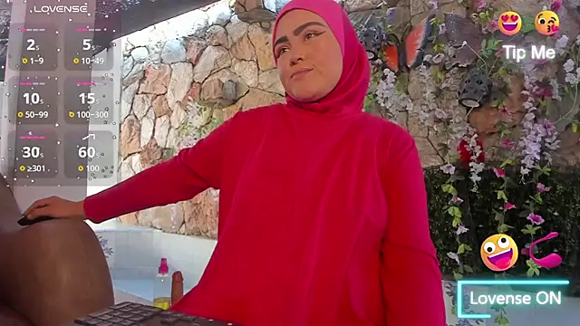 Snapshot of MarianFadel chatting on September 26, 2025, 12:42 pm MarianFadel online show from September 26, 2025, 12:42 pm