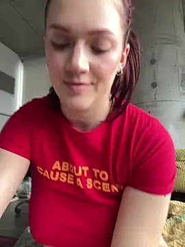 zarialove online show from March 21, 2026, 9:18 pm