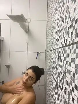 Snapshot of Babebommer chatting on September 15, 2025, 12:10 am Babebommer online show from September 15, 2025, 12:10 am