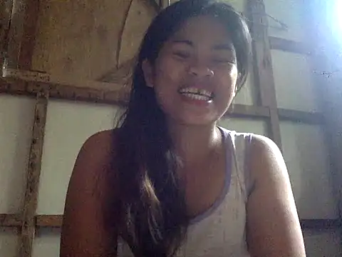 Snapshot of precious_lyn chatting on June 20, 2026, 6:05 am precious lyn online show from June 20, 2026, 6:05 am