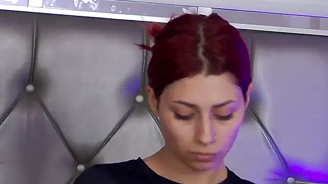 Snapshot of LunaHart chatting on March 22, 2026, 12:52 pm LunaHart online show from March 22, 2026, 12:52 pm