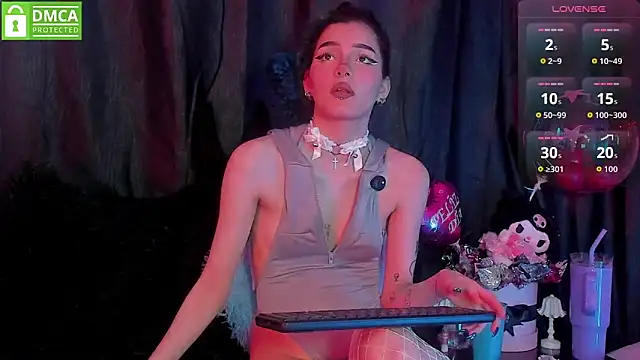 Bluedarkelf888 online show from October 3, 2025, 10:29 pm