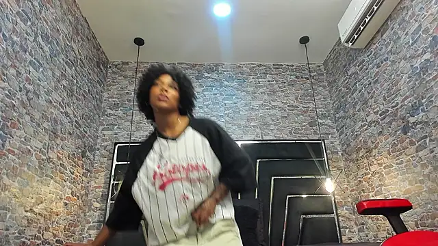 WILD FIREE  online show from February 19, 2026, 7:21 pm