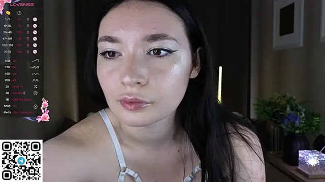 Snapshot of cute_club chatting on September 21, 2025, 5:03 pm cute club online show from September 21, 2025, 5:03 pm