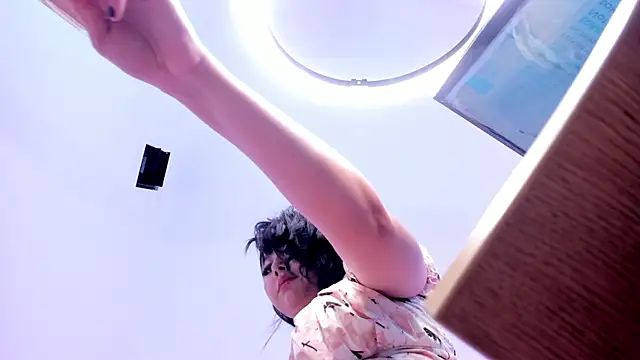 Snapshot of kitty_blueee chatting on September 27, 2025, 8:58 pm kitty blueee online show from September 27, 2025, 8:58 pm