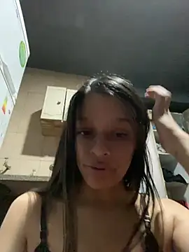 Snapshot of Evermorre chatting on February 9, 2026, 4:22 pm Evermorre online show from February 9, 2026, 4:22 pm