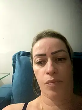 Snapshot of Alerquinasc chatting on November 7, 2025, 2:55 am Alerquinasc online show from November 7, 2025, 2:55 am