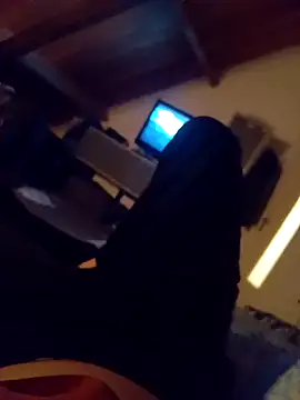 Snapshot of nowamoc34 chatting on November 2, 2025, 2:47 am nowamoc34 online show from November 2, 2025, 2:47 am