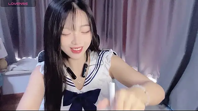 Snapshot of Cicicici-cc chatting on October 27, 2025, 2:37 am Cicicici-cc online show from October 27, 2025, 2:37 am