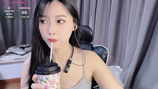 Cicicici-cc online show from March 30, 2026, 4:46 am