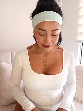 DiosaFortuna online show from February 13, 2026, 12:34 pm