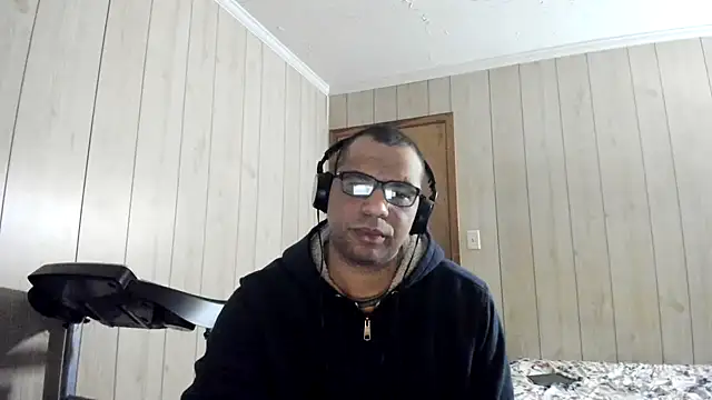 NaturalBeautyQueen online show from July 2, 2026, 2:01 pm