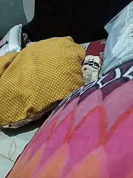 Mumuska online show from November 3, 2025, 5:25 pm