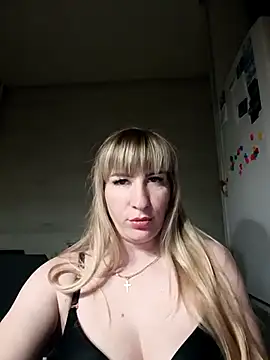 babyjessi online show from February 2, 2026, 9:13 pm