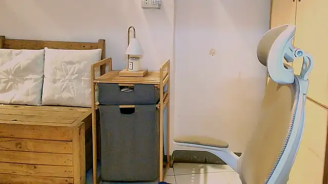 moriliciousxxx online show from March 17, 2026, 12:15 am