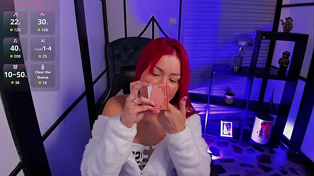 NahomiRichards  online show from October 9, 2025, 5:27 am