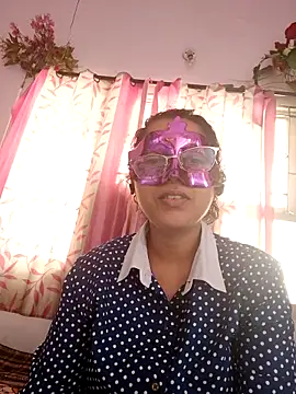 Snapshot of thanusi_2 chatting on February 5, 2026, 5:56 am thanusi 2 online show from February 5, 2026, 5:56 am