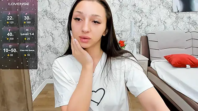 sheillawood online show from October 4, 2025, 12:30 am