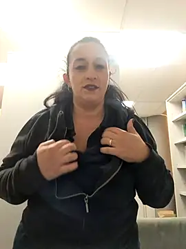 monella821 online show from November 26, 2025, 4:19 pm