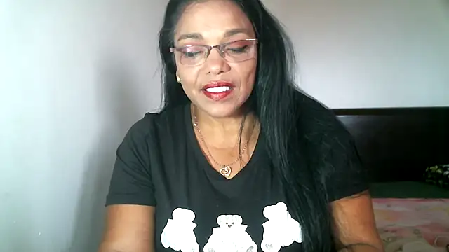 Snapshot of afrodhita_hot chatting on October 27, 2025, 6:56 pm afrodhita hot online show from October 27, 2025, 6:56 pm