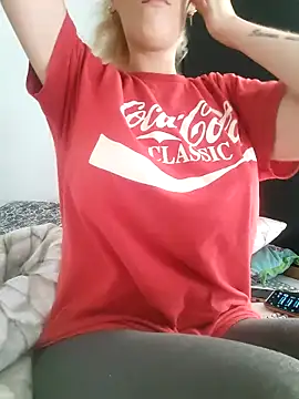 Snapshot of Mila_Luciphya chatting on September 15, 2025, 8:14 am Mila Luciphya online show from September 15, 2025, 8:14 am