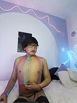 Snapshot of Dannyhot_ chatting on November 11, 2025, 6:13 am Dannyhot online show from November 11, 2025, 6:13 am