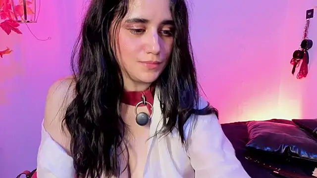 elowen halley1 online show from March 5, 2026, 8:10 am